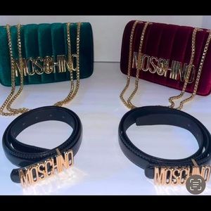 Logo Valore purse $60 COLOR GREEN PURSE